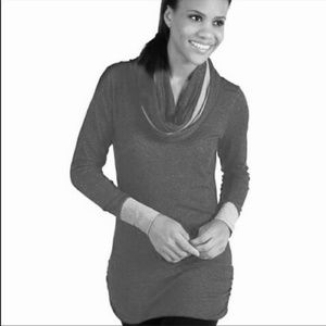 Lucy Dual Tone Ruched Top Attached Hood Infinity S